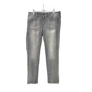 YMI WannaBettaBut? Womens Gray Skinny Jeans Size 15 Stretch Denim Mid Rise